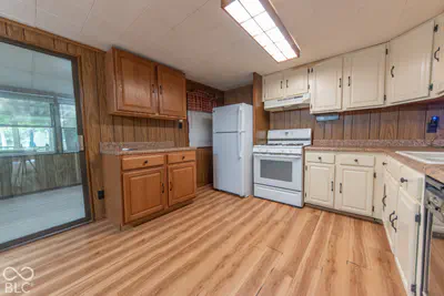700 Latimer Drive, Nineveh - 6
