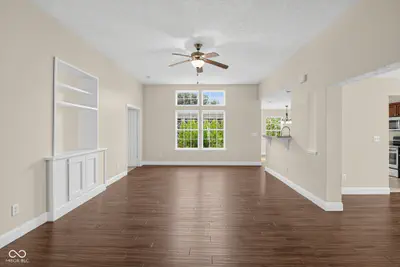11214 Beardsley Way, Fishers - 2