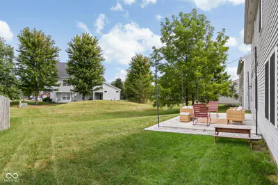 9586 Frontier Street, Fishers - 42