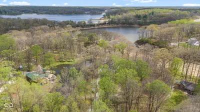 8446 Parkview Drive, Rockville - 85