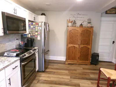 4200 Ann Street, Plainfield - 10