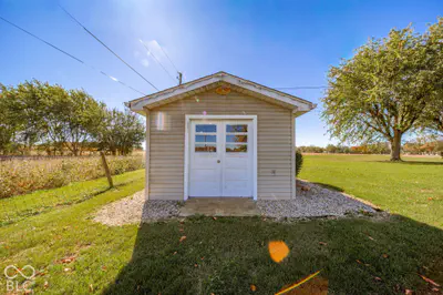8300 S Asbury Lane, Daleville - 22