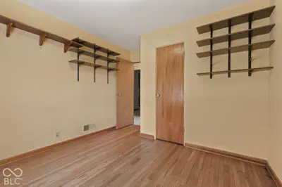 4620 S Senate Avenue, Indianapolis - 29