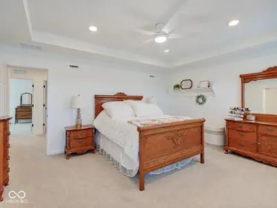 64 Sterling Place, New Whiteland - 28