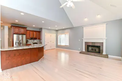 13429 Water Crest Drive, Fishers - 11