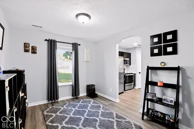4511 Redhaven Drive, Indianapolis - 32