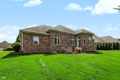 1812 Golden Field Drive, Greenwood - 64
