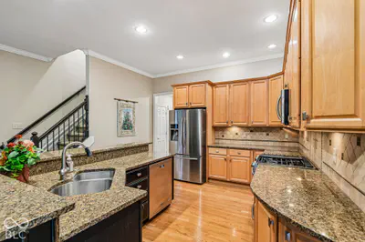 8715 Vintner Way, Indianapolis - 21