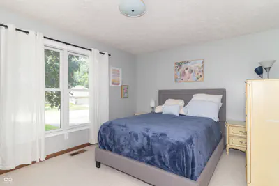 204 Creek Wood Drive, Greenfield - 8