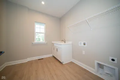 6607 Old World Drive, McCordsville - 25