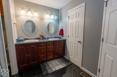 2230 Roaming Hills Drive, Richmond - 28