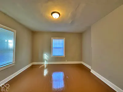4221 Guilford Avenue, Indianapolis - 22