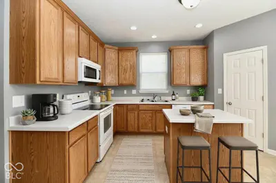 16038 Timpani Way, Noblesville - 13