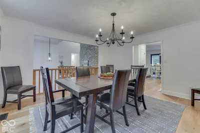 9056 Woodacre Blvd South Drive S, Indianapolis - 22