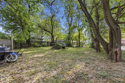 301 E Southern Avenue, Indianapolis - 45