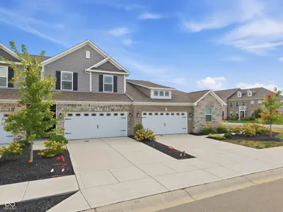6387 Wasco Drive, Whitestown - 27
