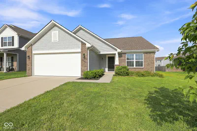 632 Crystal Drive, Fortville