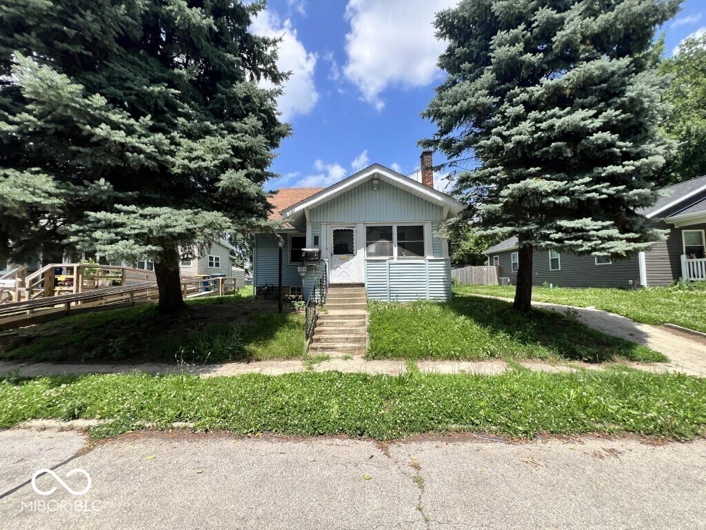 1426 10th Street, Muncie