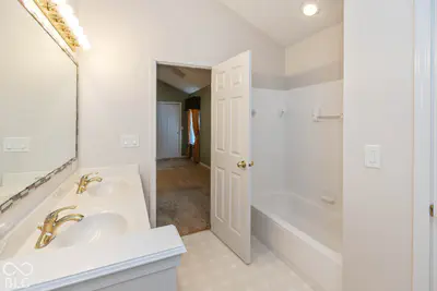 5541 Dill Court, Indianapolis - 17