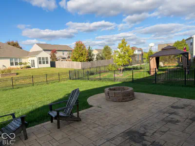 6162 Crabapple Drive, Whitestown - 27