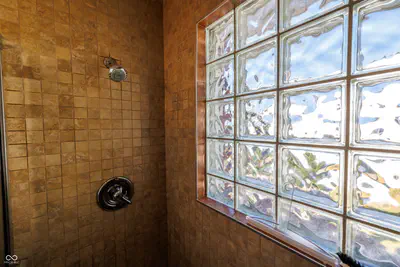 84 7th Avenue, Beech Grove - 41