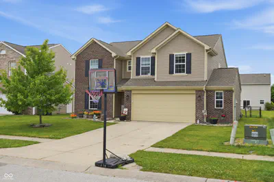 3140 Monterey Drive, Whiteland - 2