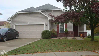 8140 Harshaw Drives, Indianapolis - 3