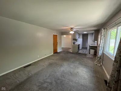 5802 Elaine Street, Speedway - 11