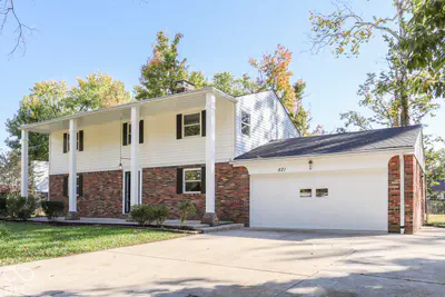 821 Merry Lane, Greenwood - 6