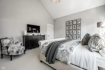 14303 McCormick Circle, Carmel - 24