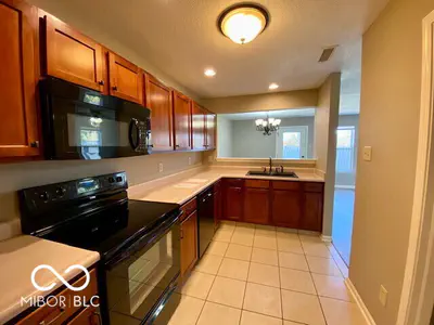 16736 Aulton Drive, Noblesville - 13
