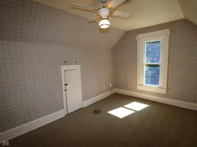 302 Washington Street, Waynetown - 36