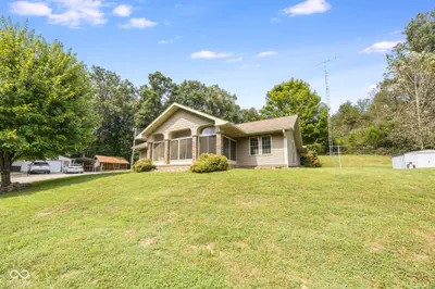 22110 Beacon Street, Metamora - 4