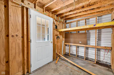 2846 Hillside Drive, Bedford - 45