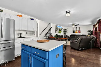 703 Trent Drive, Greenwood - 25