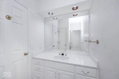 7925 Beaumont Green East Drive, Indianapolis - 29