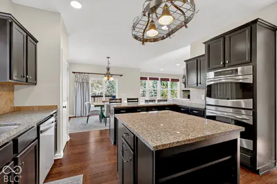11058 Stoneleigh Drive, Noblesville - 23