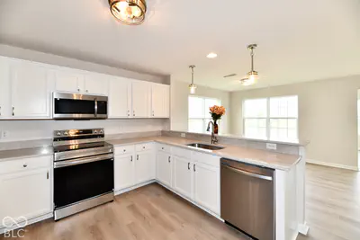 6116 Pebblebrooke, Whitestown - 10