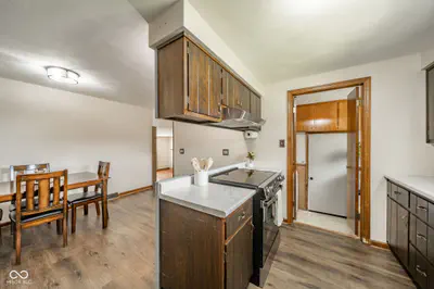 1375 E 240 N, Anderson - 19