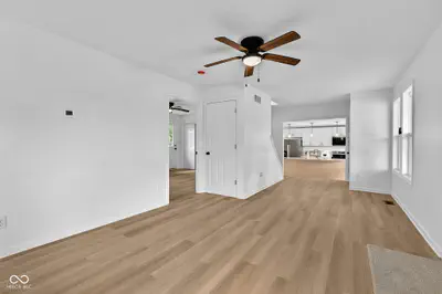 1201 N State Road 157, Bloomfield - 7