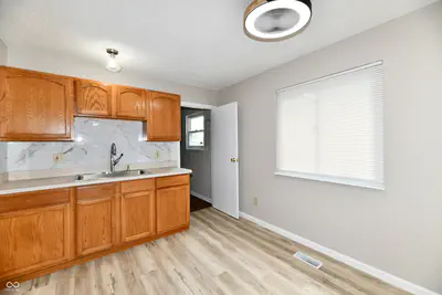9457 Burrwood Creek, Indianapolis - 23