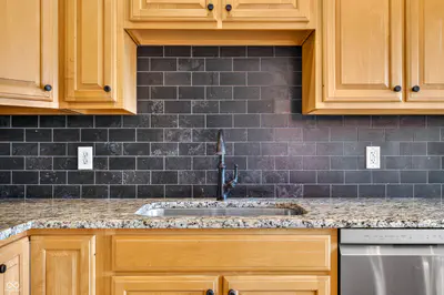 3783 North Wood Lake Drive, Columbus - 13