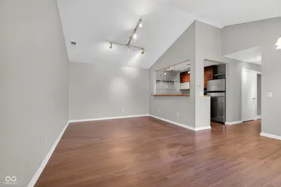 1737 E 56th Street #H, Indianapolis - 4