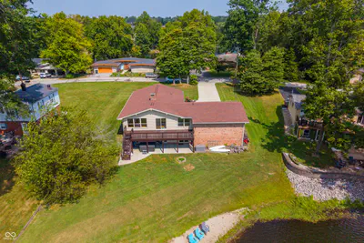 3783 North Wood Lake Drive, Columbus - 72