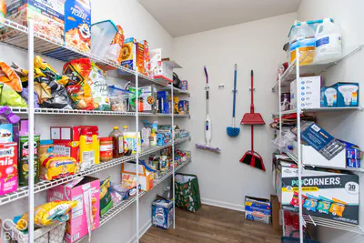 8284 Terryglass, Avon - 29