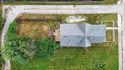 822 28th Street, Indianapolis - 37