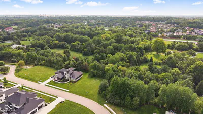 10470 Woodhall Lane, Carmel - 13