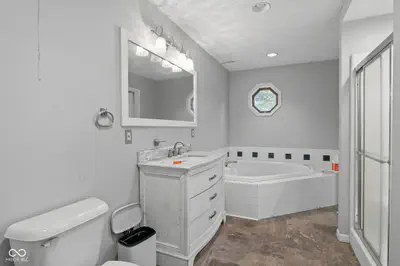 10580 State Road 243, Cloverdale - 48