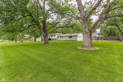 10725 Edgewood Avenue, Indianapolis - 10