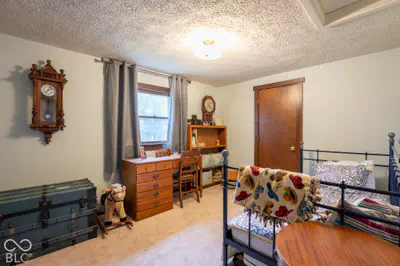 1744 1000, Fountaintown - 30